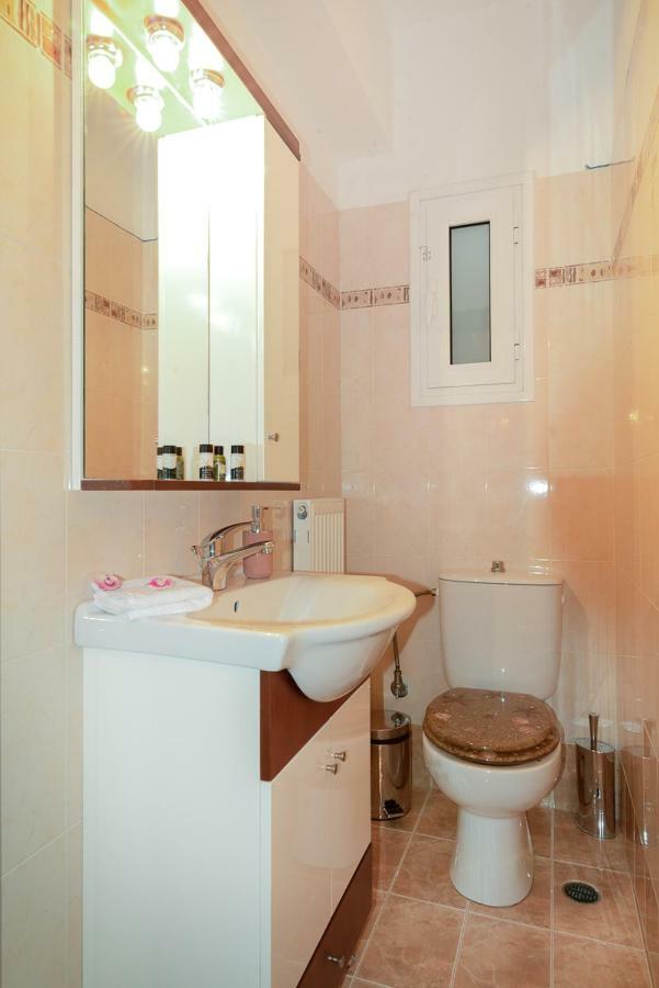 Penthouse 5 Min From Airport And Sea Apartment Markopoulo Mesogaias Exterior photo